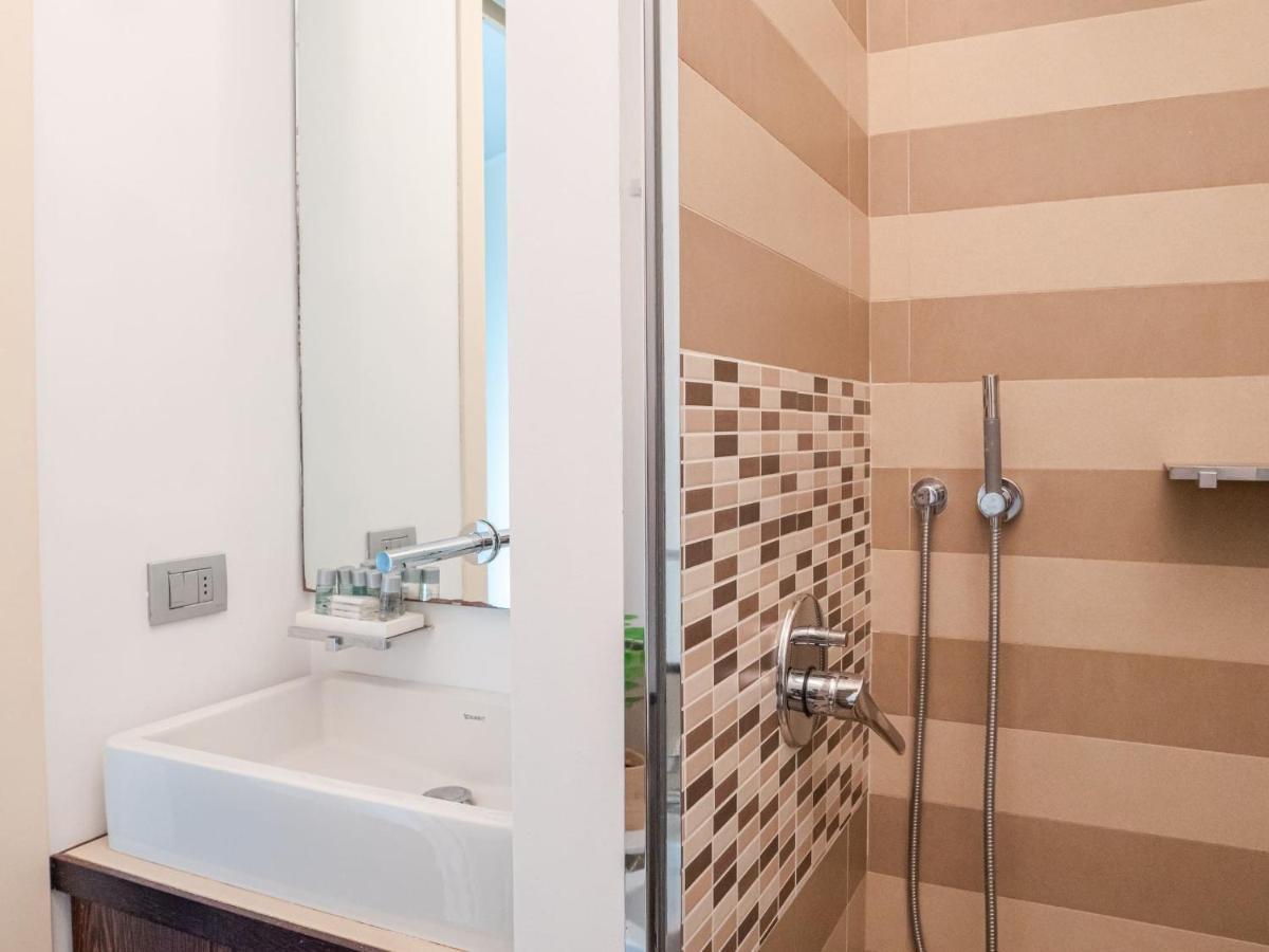 The Rent - Bright Two Near Cattolica Appartement Milaan